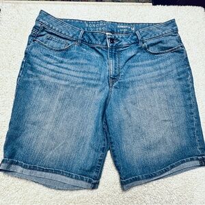 Sonoma Life+ Style mid rise denim blue jeans Bermuda shorts, cuffed, 14